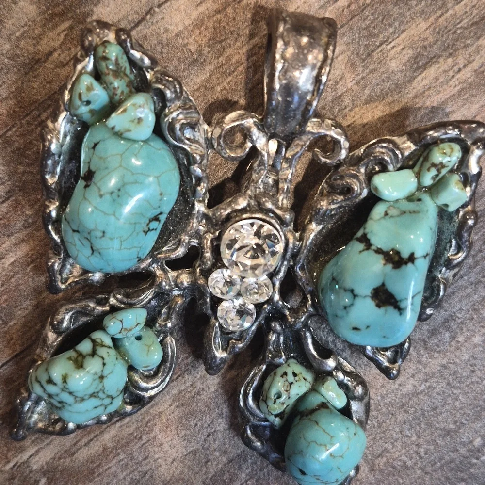 Vtg Turquoise & Rhinestone Embellished Silver Tone Butterfly Necklace Pendant - Picture 5 of 9